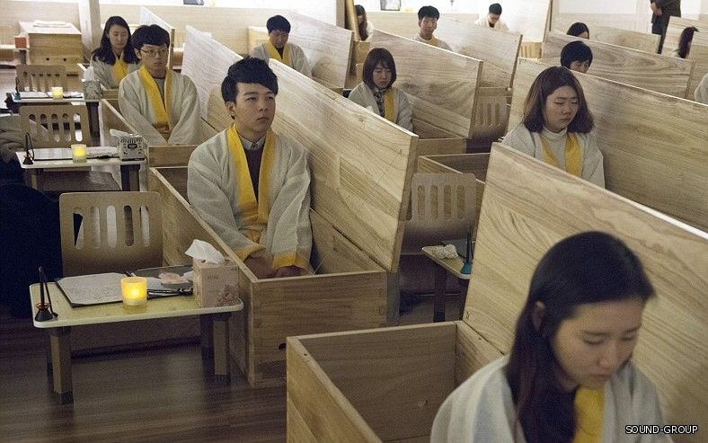В Корее борются с высоким уровнем самоубийств оригинальным способом, с помощью школ 